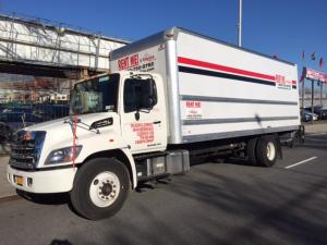 24' BOX TRUCK WITH LIFTGATE